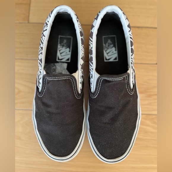 Vans Black and White Slip-On Sneakers, WOMENS SIZE 8.5, Super Clean & NICE - Picture 11 of 12